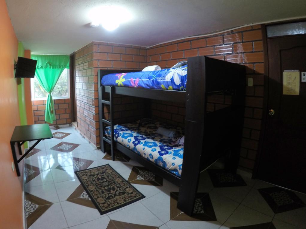 Hostel Sendero De Volcanes Latacunga Zewnętrze zdjęcie